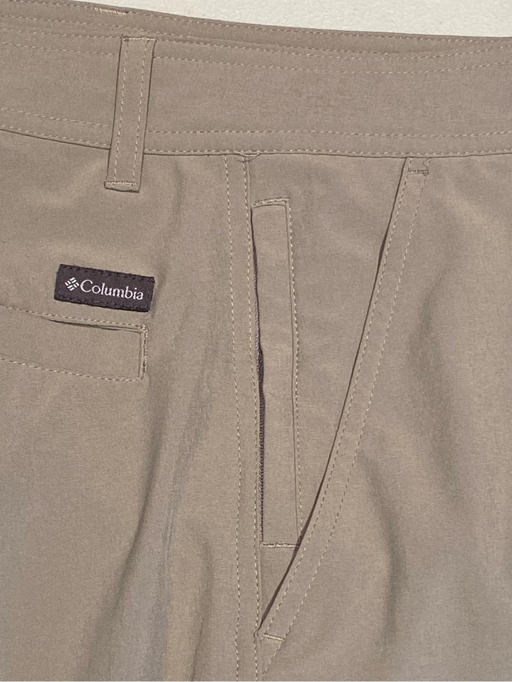 Columbia Men's Global Adventure III Shorts, Gray, size 30 (8" inseam) - Picture 5 of 7